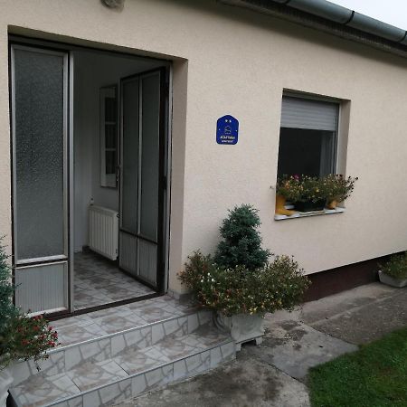 Green Apartment Нови Сад Екстериор снимка