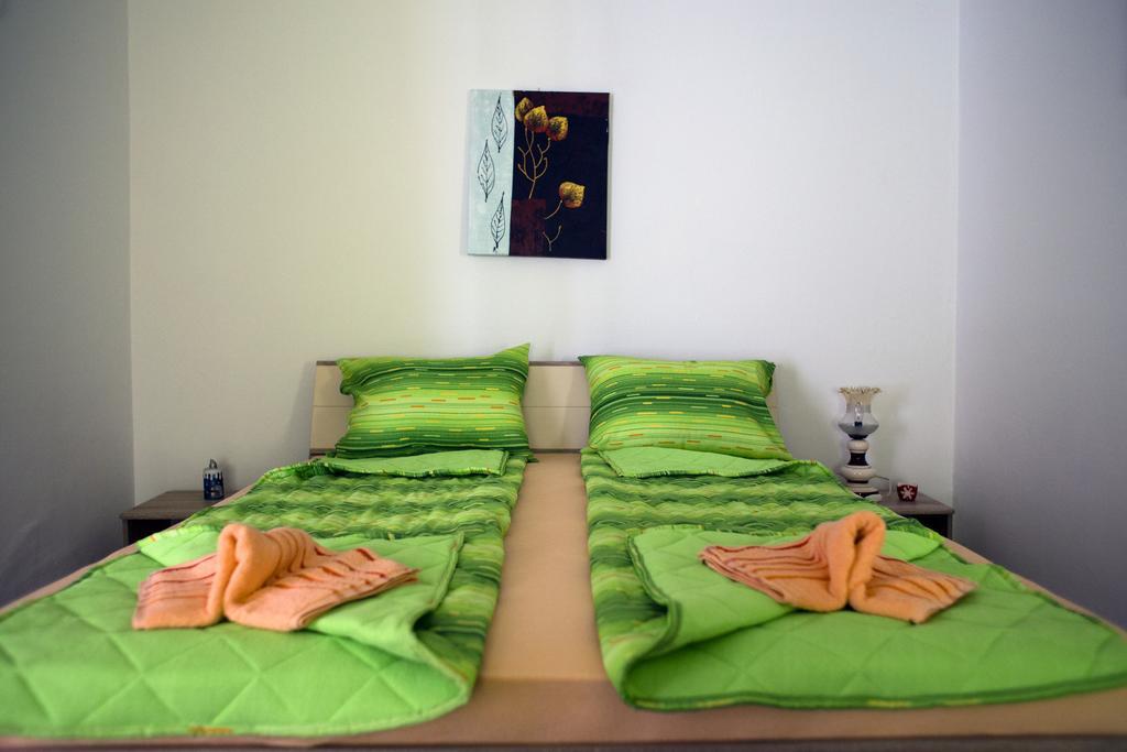Green Apartment Нови Сад Екстериор снимка