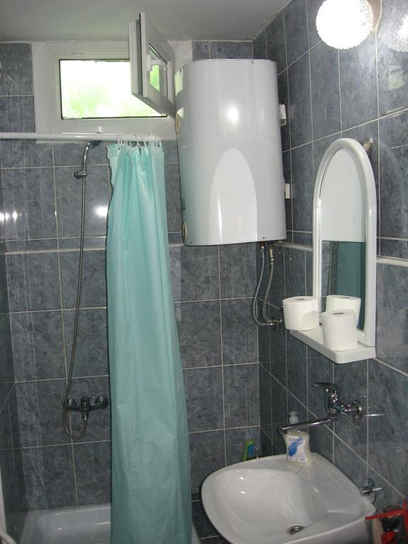 Green Apartment Нови Сад Екстериор снимка